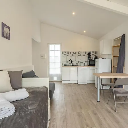 Au Petit Chez Nous Apartmán Cozes