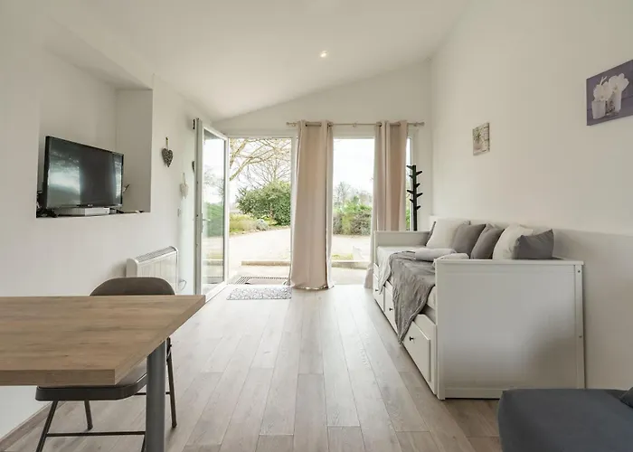 Au Petit Chez Nous *