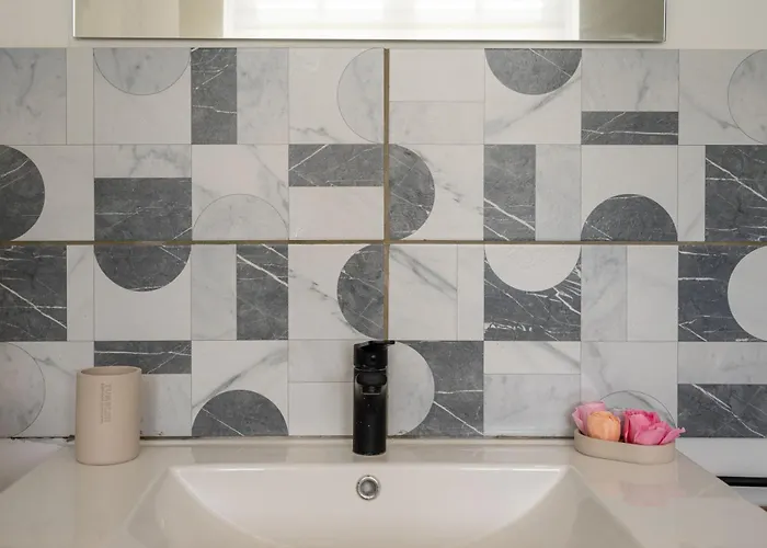 Au Petit Chez Nous *